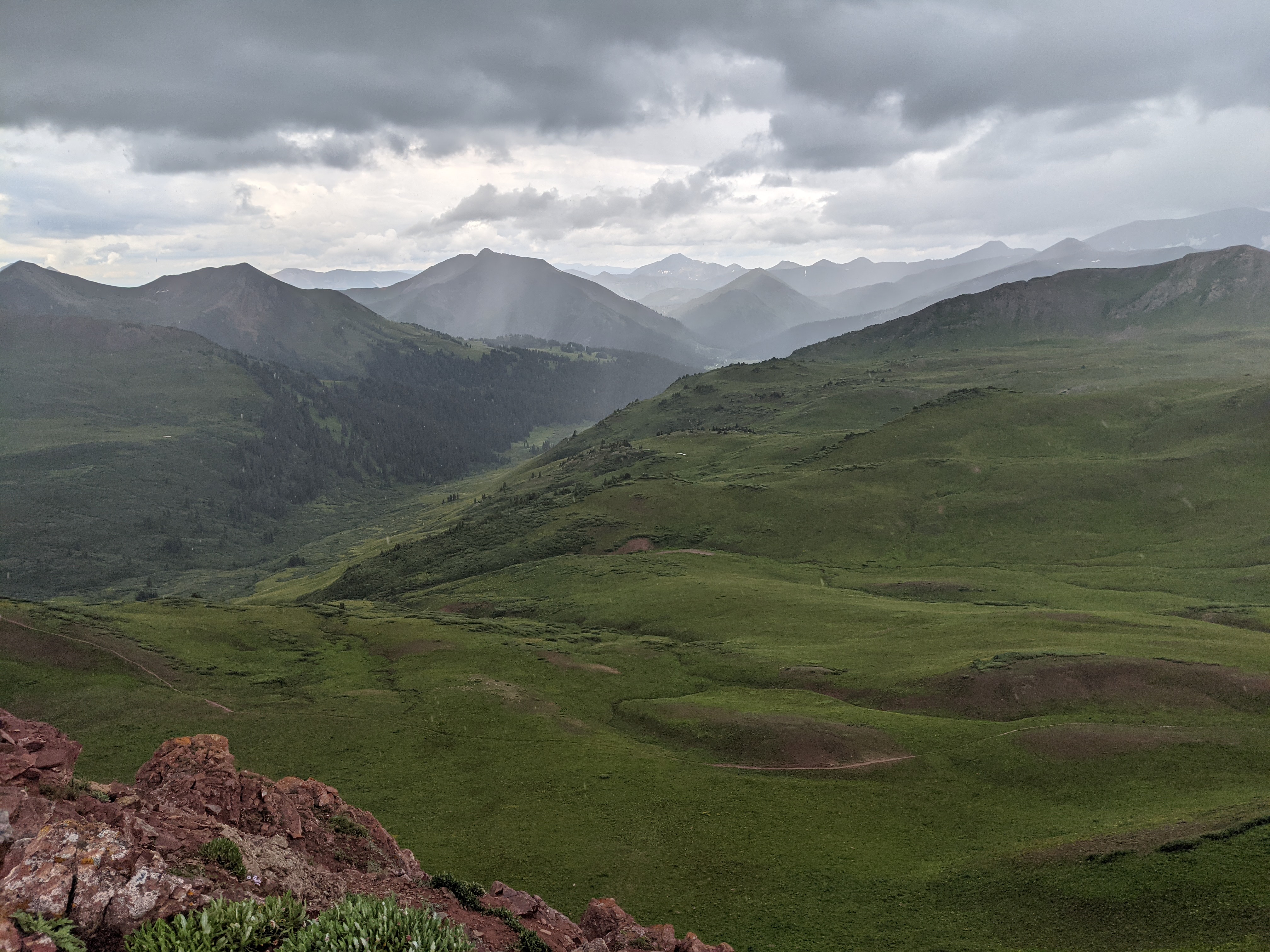 The descent into the saddle between Frigid Air and West Maroon was like descending into Middle Earth.